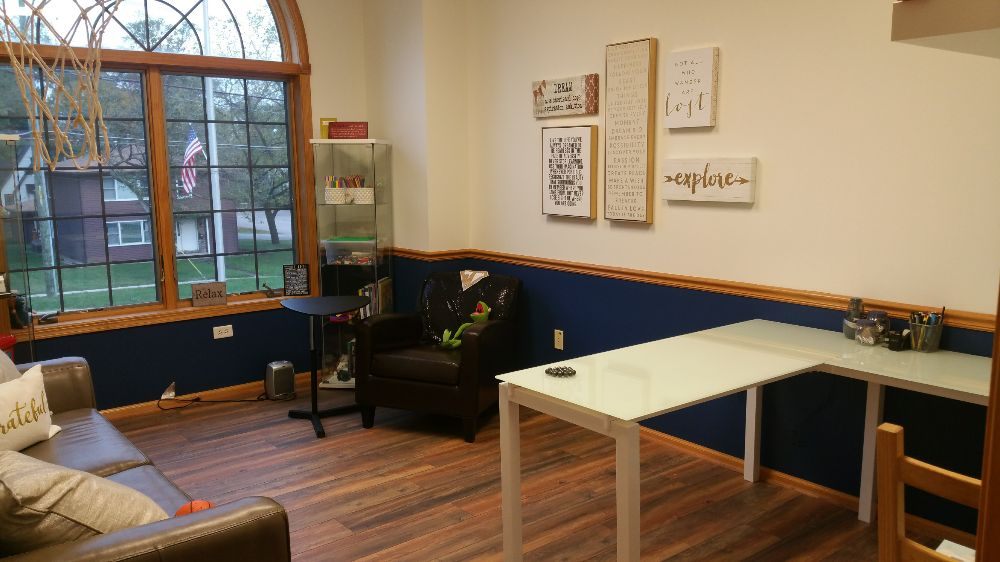 Davis-Smith Mental Health Provider - grief counselor in New Lenox, IL