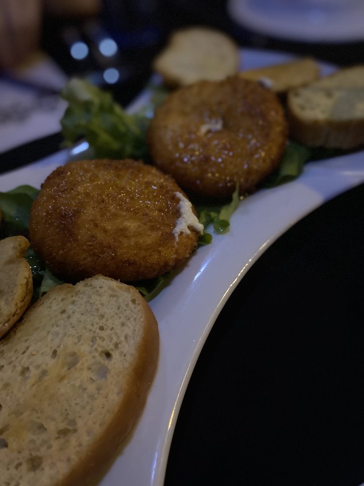 BLUESTONE STEAKHOUSE & SEAFOOD CLOSED Updated July 2024 64 Photos