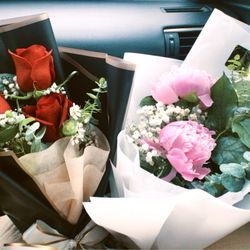 Dream Flower - Red rose, pink peony