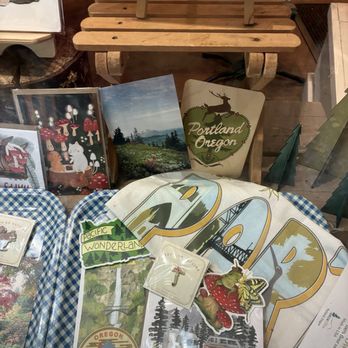 Crafty Wonderland - Souvenirs - Arts & Crafts Near Me - Portland, Oregon Crafty Wonderland - Souvenirs - Arts & Crafts Near Me - Portland, Oregon