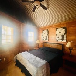 Bluebonnet Meadows RV Park - Bedroom