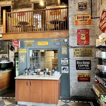 Balzac's Coffee Roasters - Coffee & Tea Near Me - Toronto, Ontario