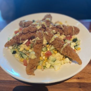 BJ's Restaurant & Brewhouse - Honey Honey-Crisp Chicken Salad - Breweries Near Me - Mobile, Alabama
