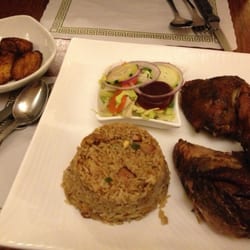 El Marino - 1/2 chicken, salad, fried rice, and maduras..