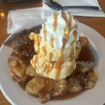 Boat Shed - Delicious upside down apple pie à la mode - Seafood Near Me - Bremerton, Washington Boat Shed - Delicious upside down apple pie à la mode - Seafood Near Me - Bremerton, Washington