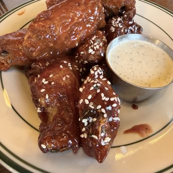 Mooney’s Pizza - Wings - Pizza Near Me - Long Beach, California