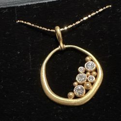 Ormachea Jewelry - My fabulous custom made 18k pendant