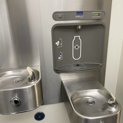Milpitas Sports Center - Water machine!