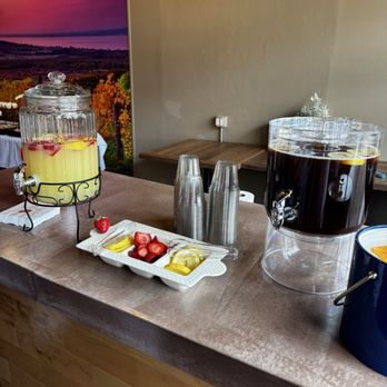 Giant Oaks Winery - Drinks - Wineries Near Me - Finleyville, Pennsylvania Giant Oaks Winery - Drinks - Wineries Near Me - Finleyville, Pennsylvania