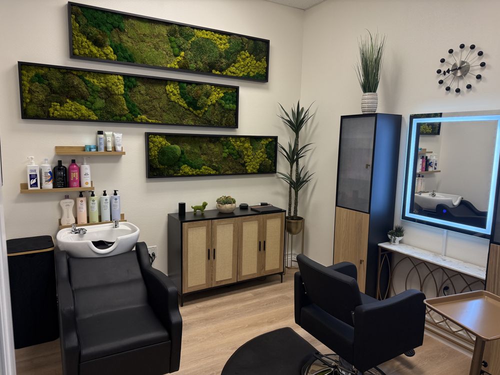 It’s All About the Hair Logo