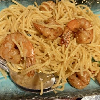 Dragon Rouge Bistro Alameda - Garlic Noodles with prawns - Vietnamese Near Me - Alameda, California Dragon Rouge Bistro Alameda - Garlic Noodles with prawns - Vietnamese Near Me - Alameda, California