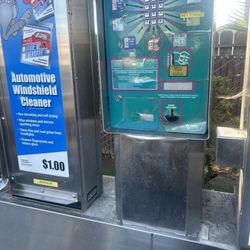 Money stealing machine