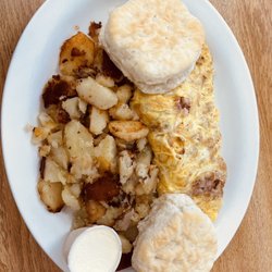 Brooks Cafe - Corn beef hash omelette