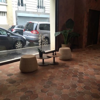 Maison - French Near Me - Paris, 01