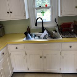 Clean Queens Luxury Services - Before kitchen deep cleaning project