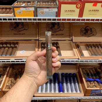 CARYTOWN TOBACCO - Updated May 2026 - 41 Photos - 4501 Williamsburg Rd,  Richmond, Virginia - Vape Shops - Phone Number