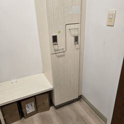 Invision Sally Jobe - Locker