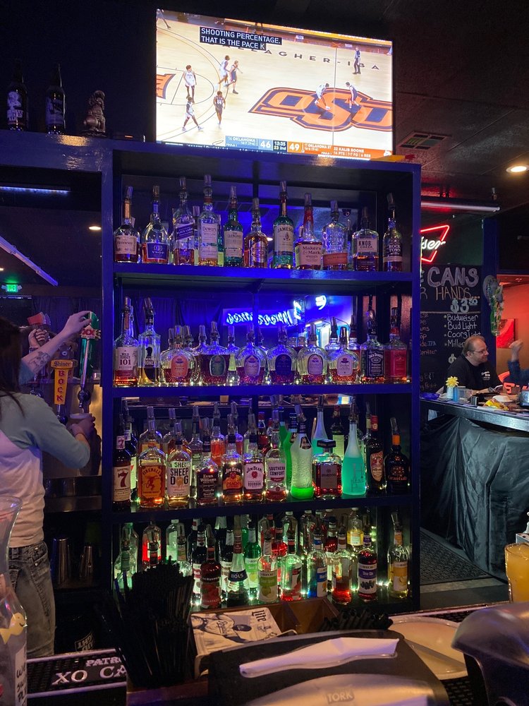 MORANO’S Updated September 2024 32 Photos & 13 Reviews 2179 W Mlk