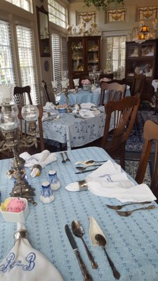 2439 Fairfield A Bed & Breakfast by null