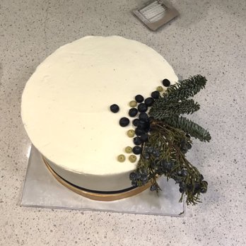 Emma Cakery - Birthday cake! - Cupcakes Near Me