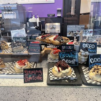 Cinnaholic - Desserts Near Me - Seattle, Washington