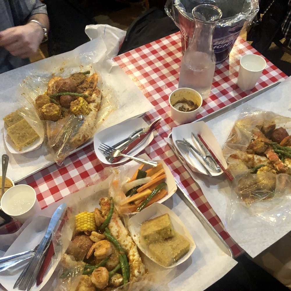 Lowcountry Lakeview - Spread - Cajun/Creole Near Me - Chicago, Illinois Lowcountry Lakeview - Spread - Cajun/Creole Near Me - Chicago, Illinois