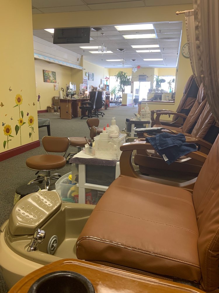 LITTLETON NAILS AND SPA Updated September 2024 34 Photos & 15