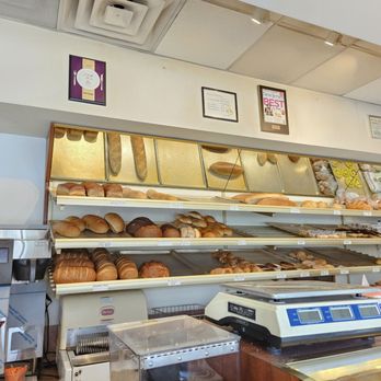B & W Bakery - a woman behind the counter - Bakeries Near Me - Hackensack, New Jersey