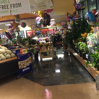Stop & Shop - Stop&Shop North Attleborough -- 206 East Washington Street / Route 1, North Attleborough Interior - Grocery Near Me - North Attleboro, Massachusetts Stop & Shop - Stop&Shop North Attleborough -- 206 East Washington Street / Route 1, North Attleborough Interior - Grocery Near Me - North Attleboro, Massachusetts