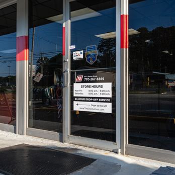 Bulldog Tire Discounters - Tires Near Me - Monroe, Georgia Bulldog Tire Discounters - Tires Near Me - Monroe, Georgia