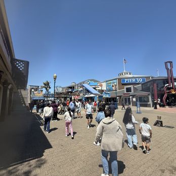 PIER 39 - Shopping Centers Near Me - San Francisco, California PIER 39 - Shopping Centers Near Me - San Francisco, California