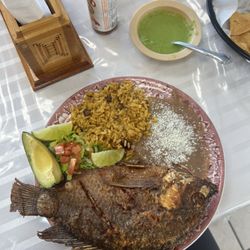 Tio Santos Restaurant - Fried tilapia