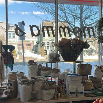 Momma’s Grocery & Wine - Beer, Wine & Spirits Near Me - Cambridge, Massachusetts