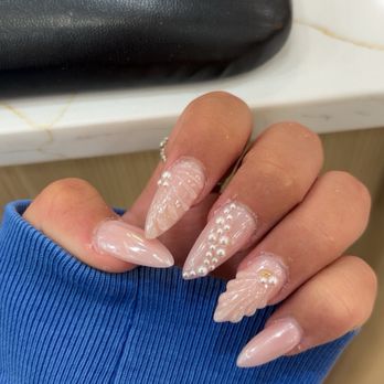 Le's Nail & Spa - Day Spas Near Me - Ventura, California Le's Nail & Spa - Day Spas Near Me - Ventura, California
