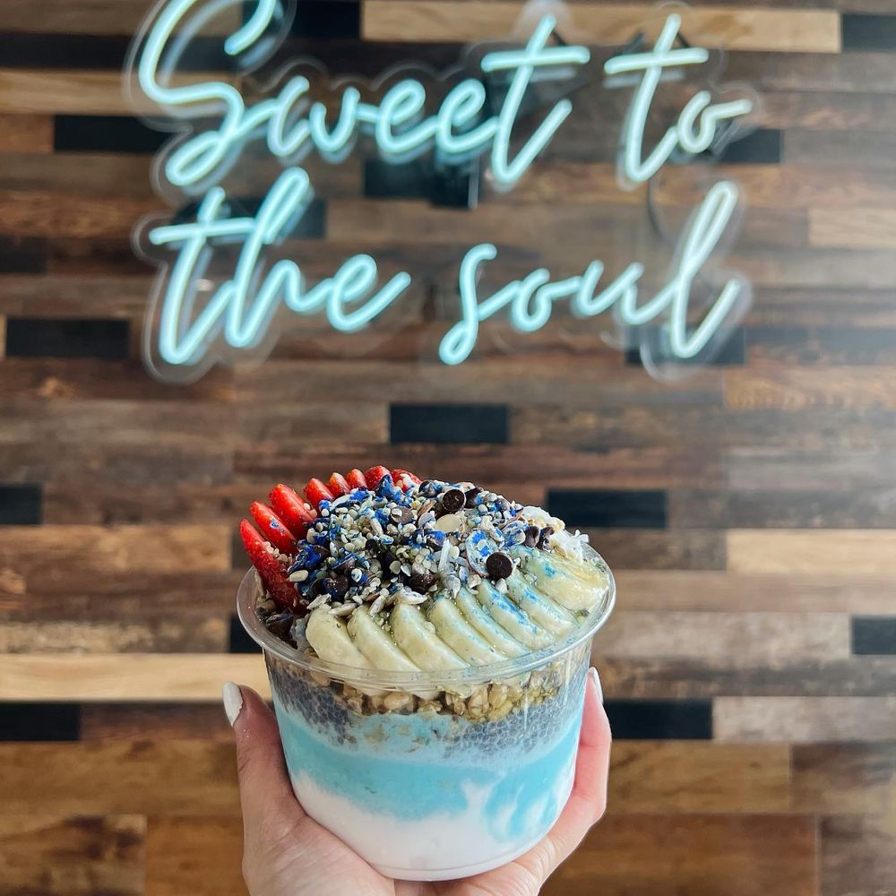 Juice n' Bowls, Chino Hills Roadtrippers