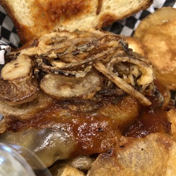 Brunson's Pub - BBQ brisket burger - Burgers Near Me - Saint Paul, Minnesota