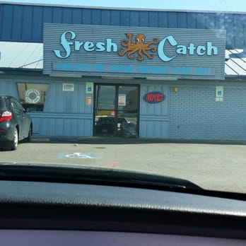 Fresh Catch - The exterior, lone-standing building - Hawaiian Near Me - Honolulu, Hawaii Fresh Catch - The exterior, lone-standing building - Hawaiian Near Me - Honolulu, Hawaii