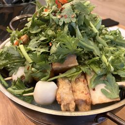 Beef Tendon Fish Cake Soup