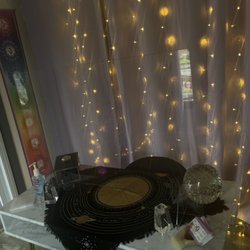 Snoqualmie Psychic Readings by Monique - Office