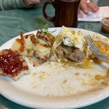 Domingo's Cafe - Chile verde omelet - Breakfast & Brunch Near Me - Goleta, California