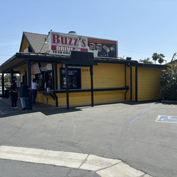 Buzzs Drive In - Pit stop near Tesla Superchargers - Burgers Near Me - Goshen, California Buzzs Drive In - Pit stop near Tesla Superchargers - Burgers Near Me - Goshen, California