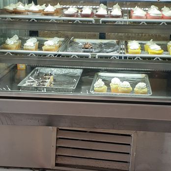 Sweet Somethings Bakery - Cupcake case - Bakeries Near Me - Laurel, Mississippi Sweet Somethings Bakery - Cupcake case - Bakeries Near Me - Laurel, Mississippi