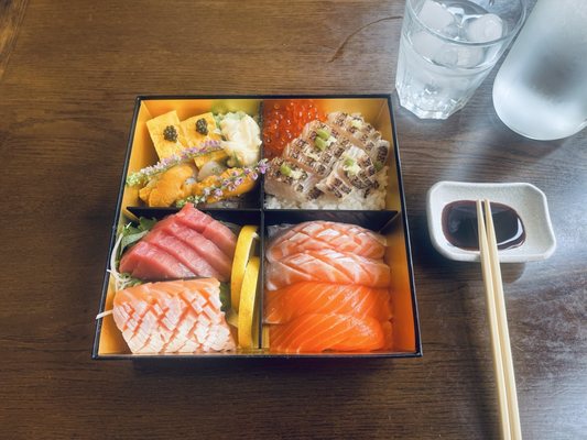 Hiromi sushi by null