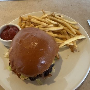 Great White Melrose - Burger - Salad Near Me - West Hollywood, California Great White Melrose - Burger - Salad Near Me - West Hollywood, California