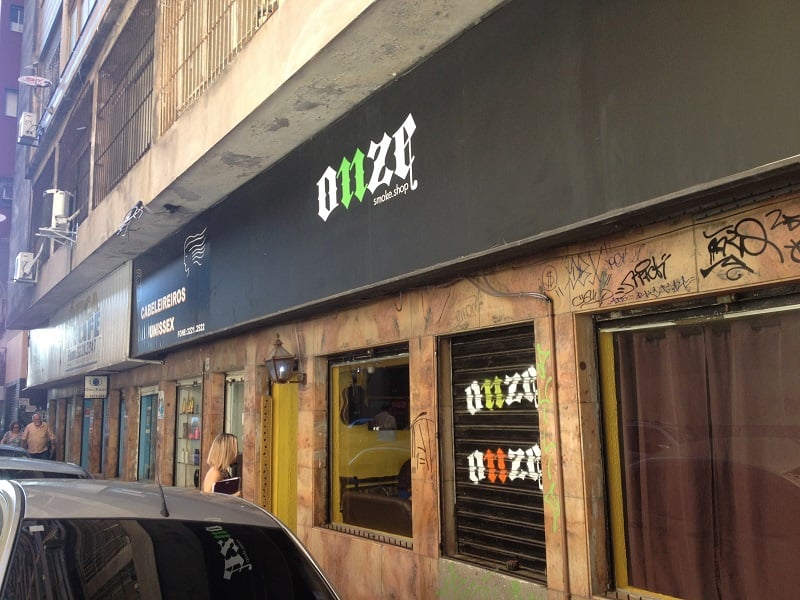 ONZE ONZE TATTOO SMOKE SHOP - Updated December 2024 - R. Praça Machado ...