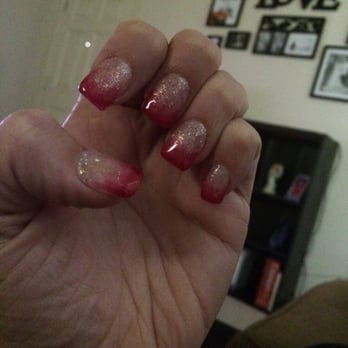 Jasmine Spa Nails - Fill w gel! Red ombré style. - Nail Salons Near Me - Pasadena, California