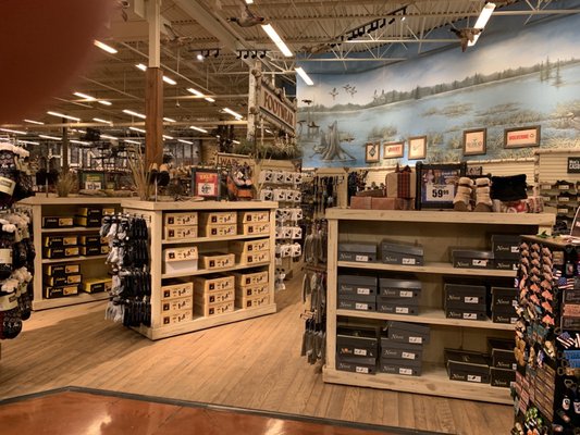 Products Offered By Bass Pro Shops Utica