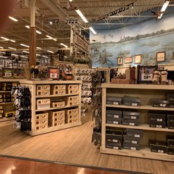 Bass Pro Shop