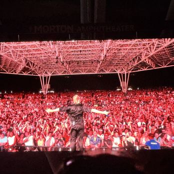 Morton Amphitheater - Rüfüs du Sol singer facing crowd. - Venues & Event Spaces Near Me - Riverside, Missouri Morton Amphitheater - Rüfüs du Sol singer facing crowd. - Venues & Event Spaces Near Me - Riverside, Missouri