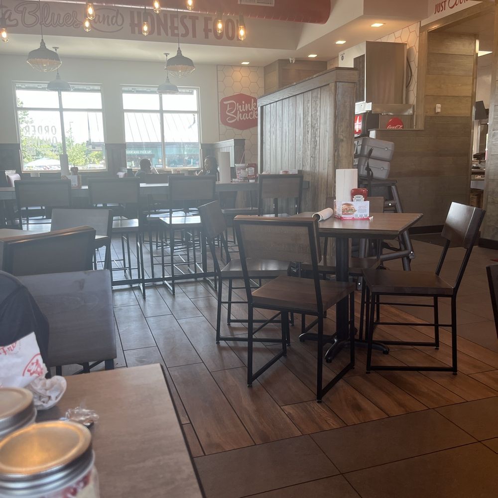 Slim Chickens - Waffles Near Me - High Point, North Carolina